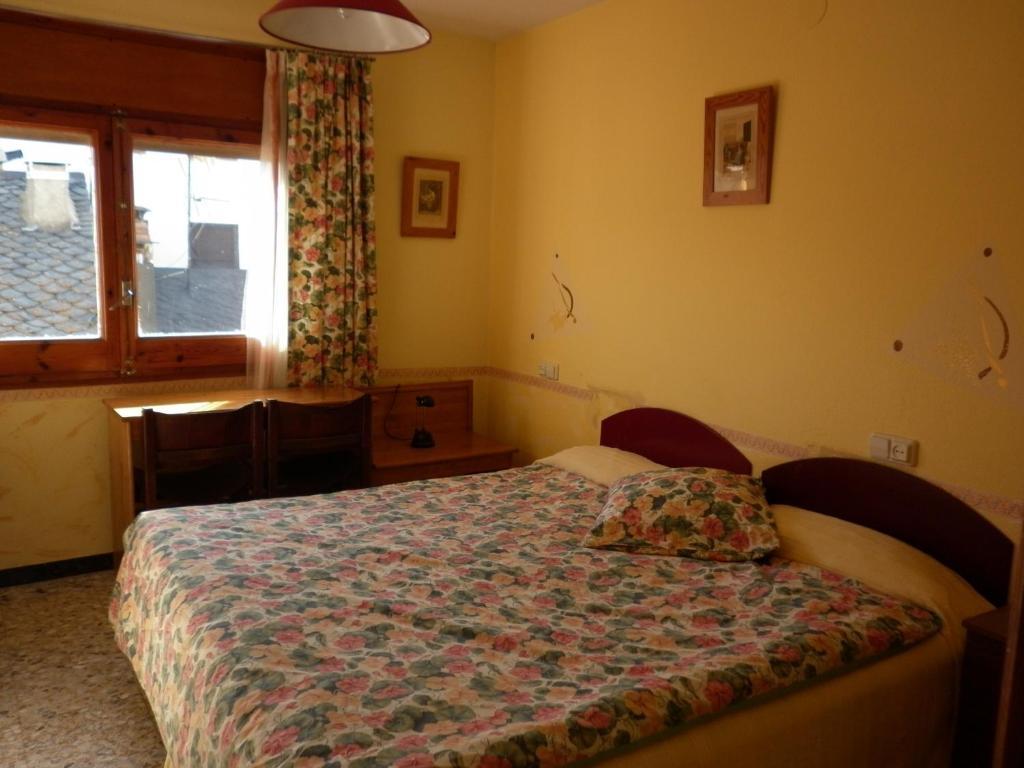 Fonda Cerdanya Hotel Puigcerdà Kamer foto