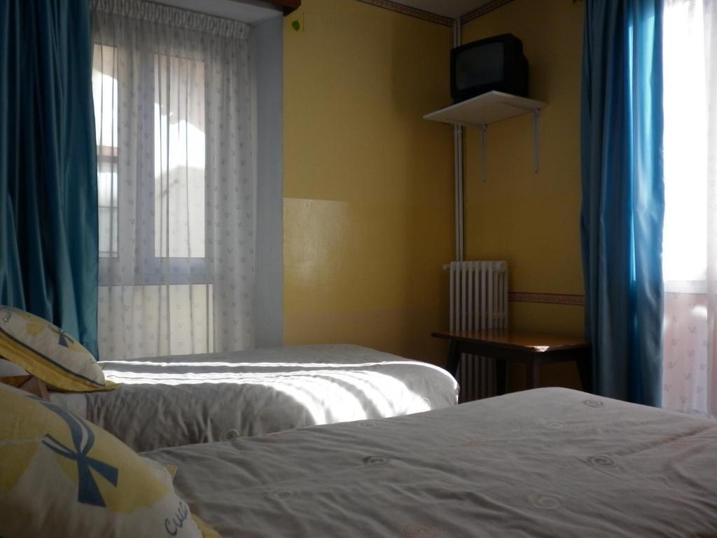 Fonda Cerdanya Hotel Puigcerdà Buitenkant foto